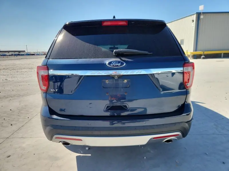 2017 FORD EXPLORER XLT  