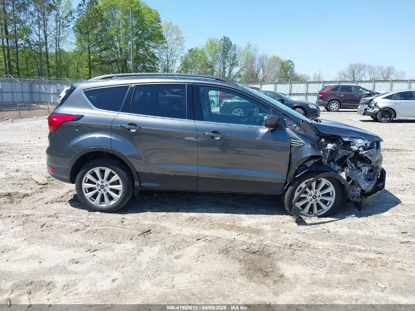 2019 FORD ESCAPE SEL