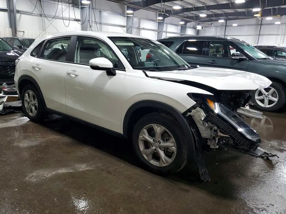 2025 HONDA HR-V LX  