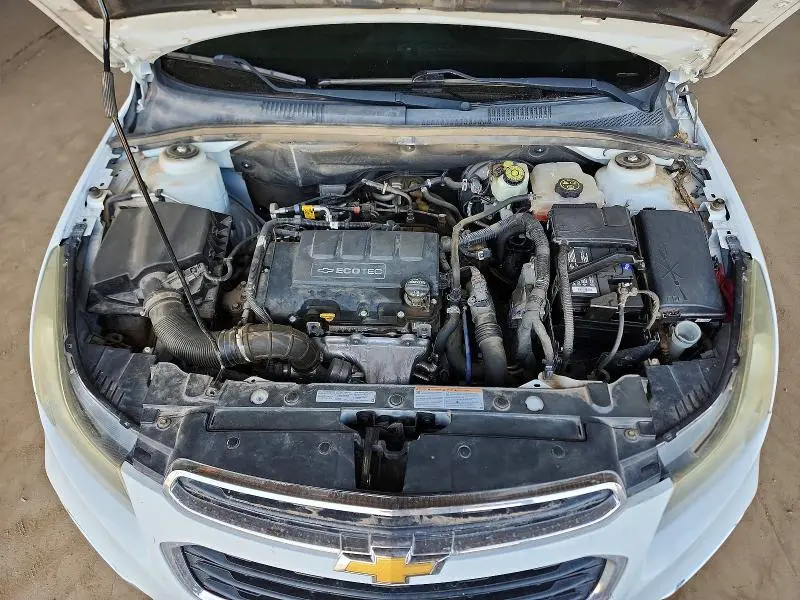 2015 CHEVROLET CRUZE LT  