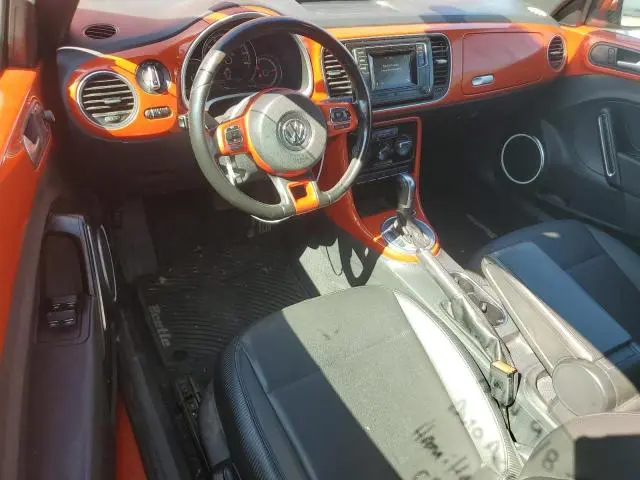 2017 VOLKSWAGEN BEETLE S/SE  