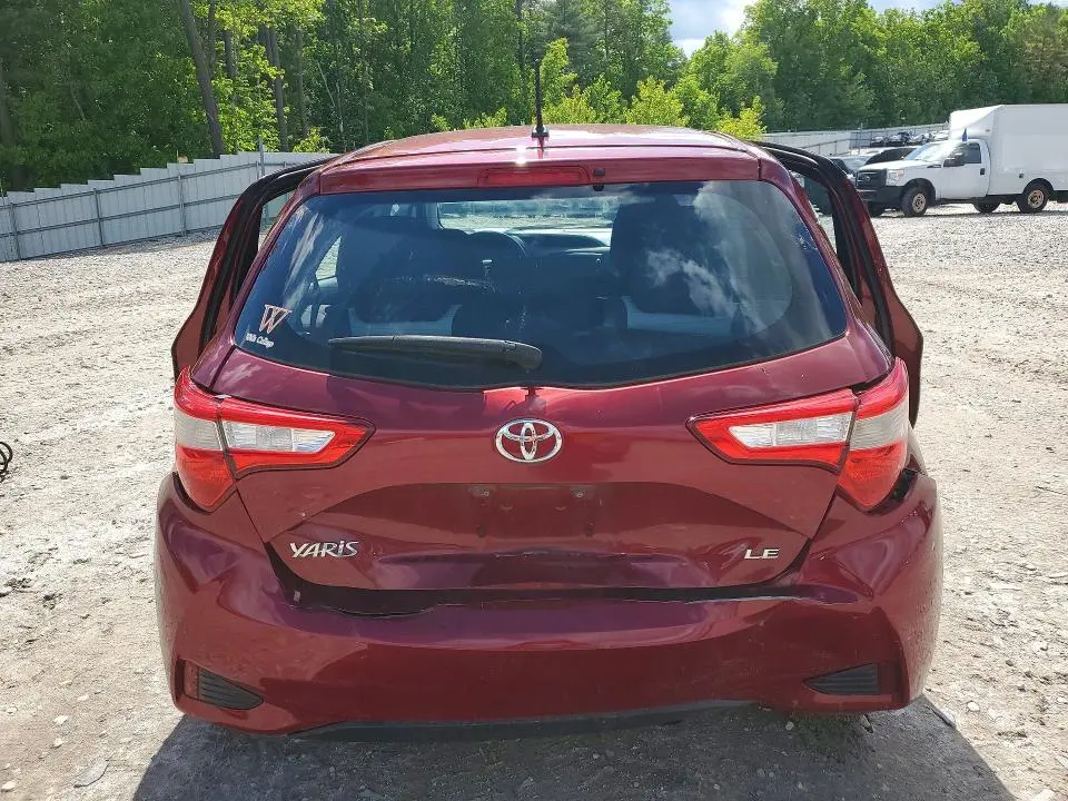 2018 TOYOTA YARIS 5-DOOR LE  