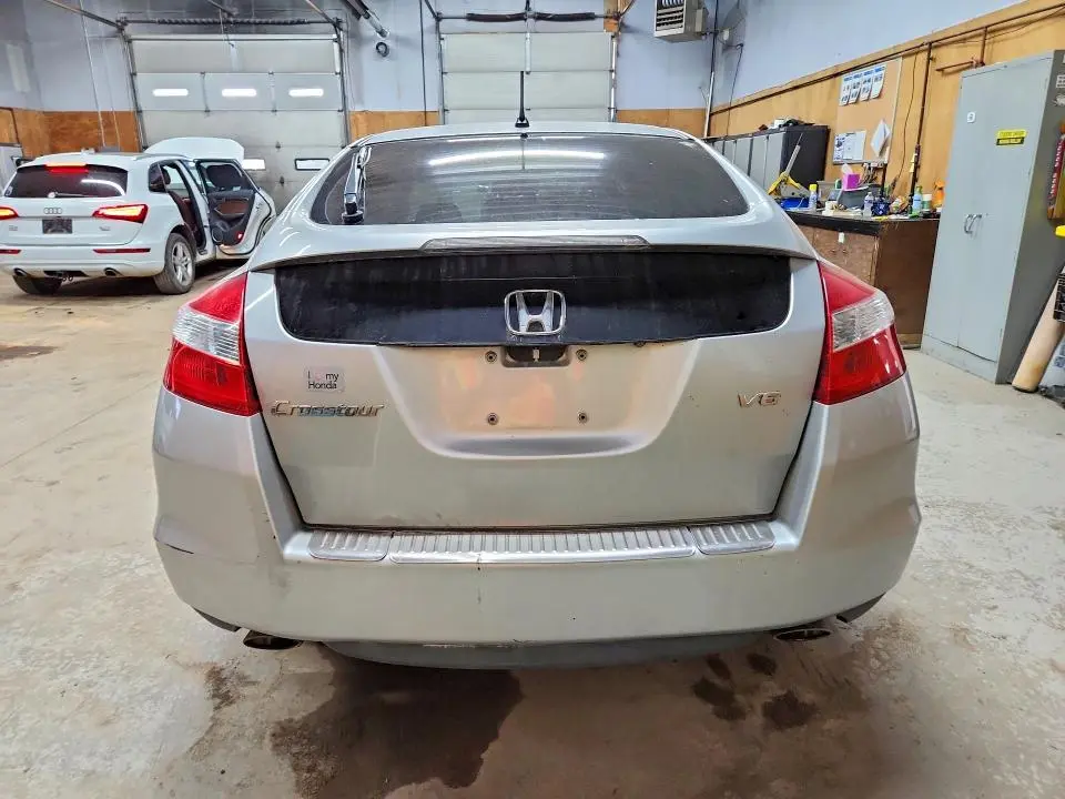 2012 HONDA CROSSTOUR EX  