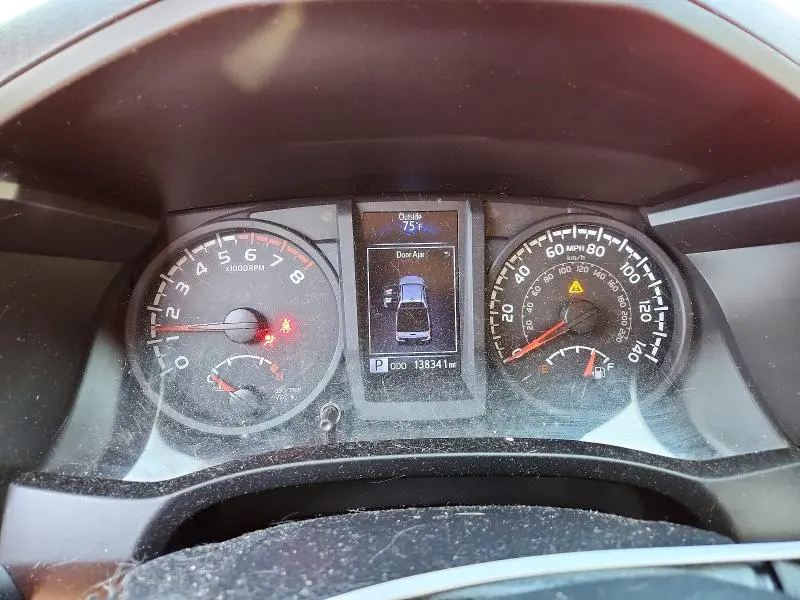 2019 TOYOTA TACOMA SR  