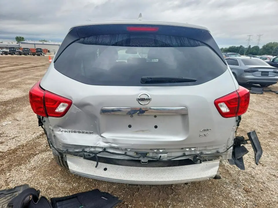 2020 NISSAN PATHFINDER SV  