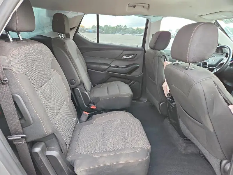 2019 CHEVROLET TRAVERSE LT  