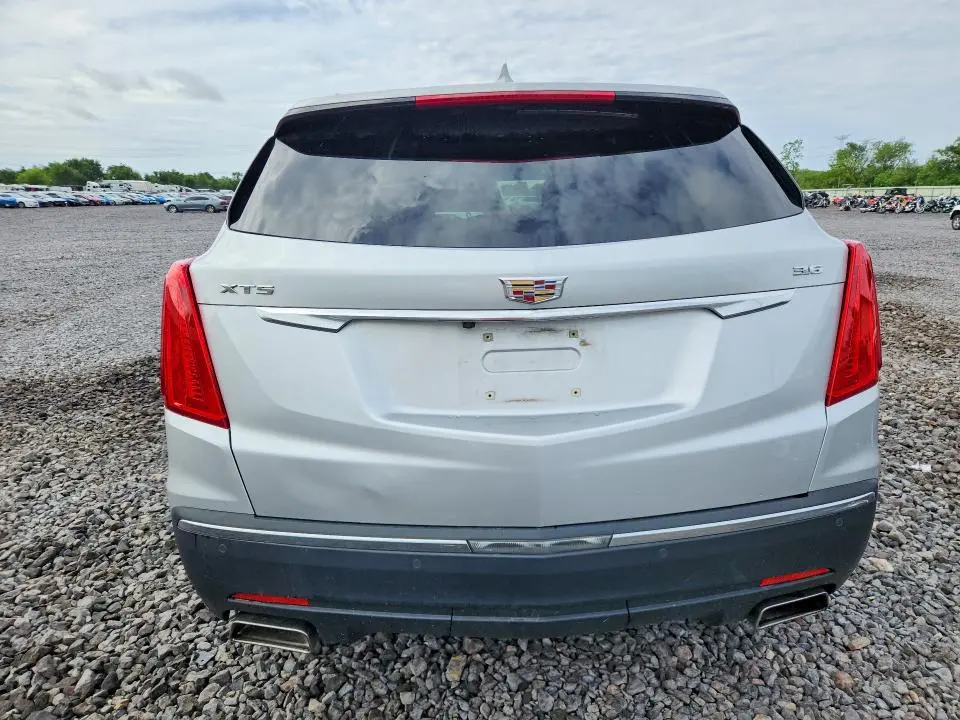 2017 CADILLAC XT5 LUXURY  