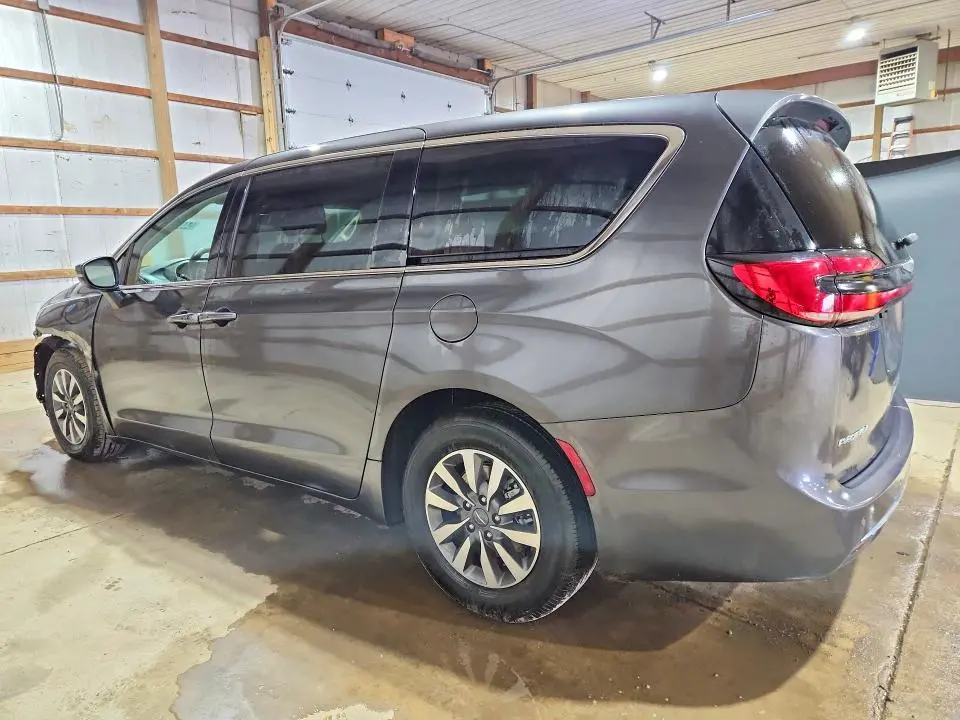 2023 CHRYSLER PACIFICA HYBRID TOURING L  