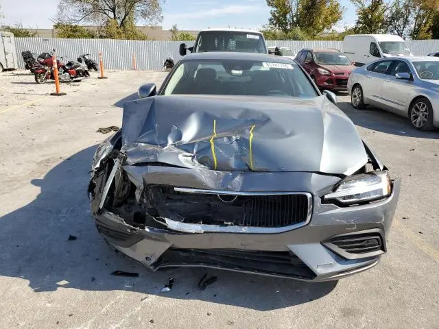 2020 VOLVO S60 T5 MOMENTUM  