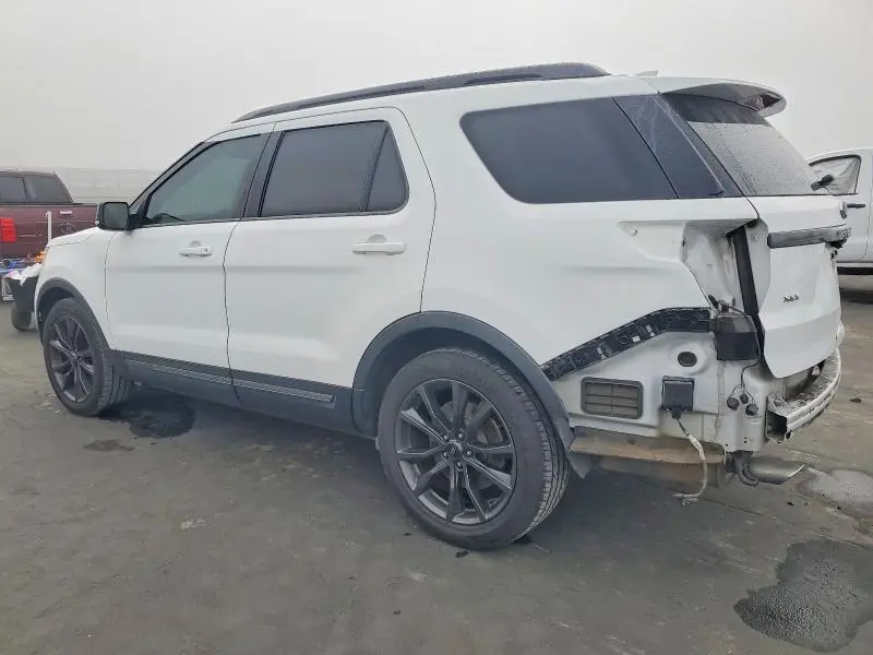 2017 FORD EXPLORER XLT  