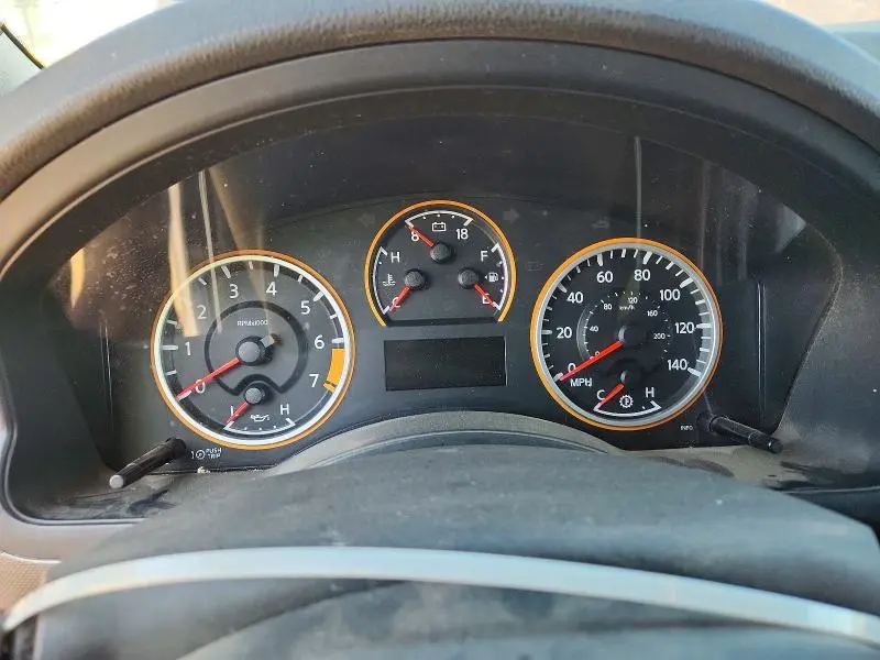 2013 NISSAN ARMADA SV  
