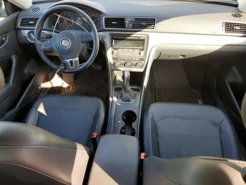 2015 VOLKSWAGEN PASSAT S  