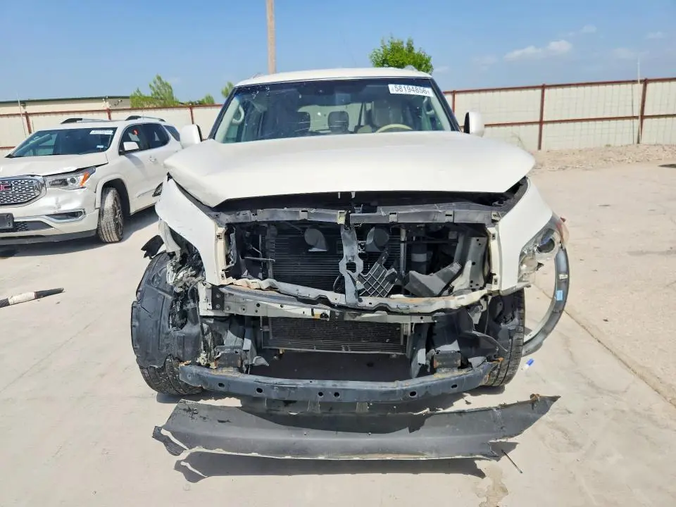 2011 INFINITI QX56 BASE  