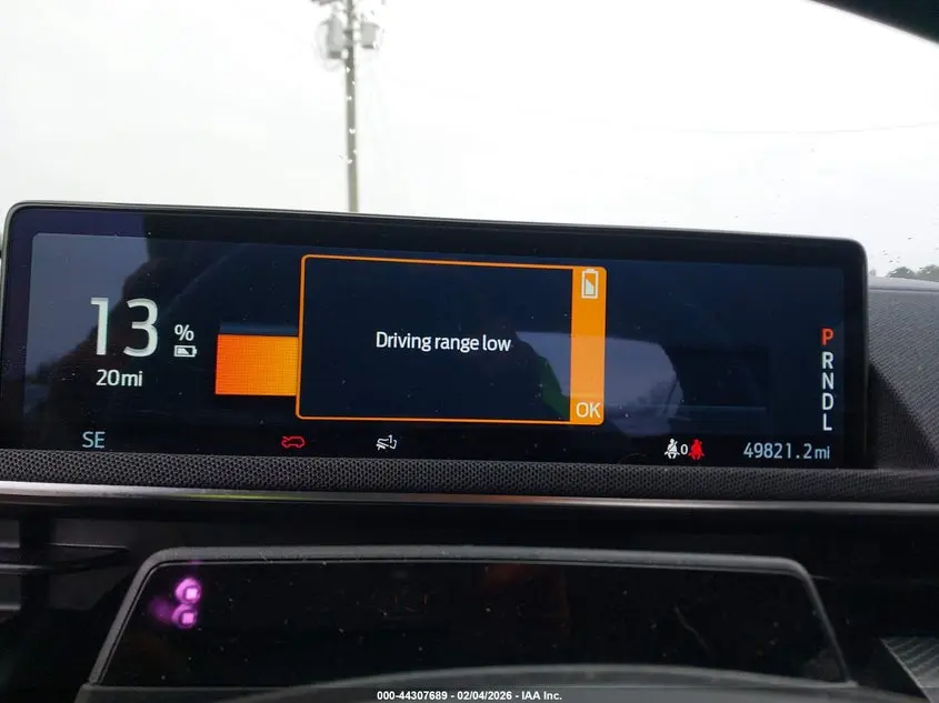 2022 FORD MUSTANG MACH-E SELECT