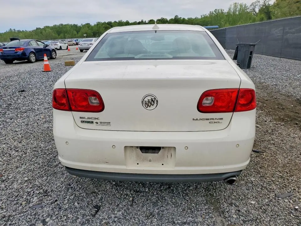 2010 BUICK LUCERNE CXL  