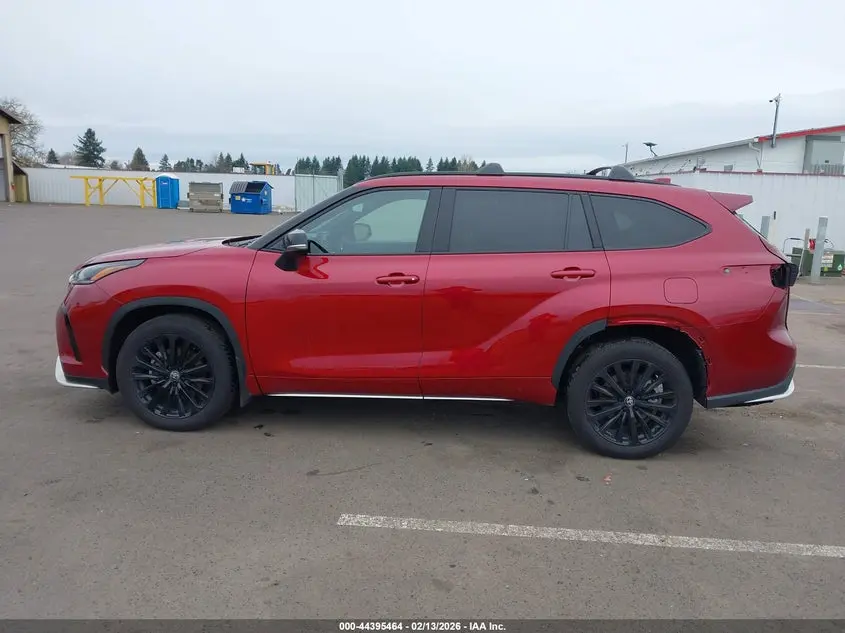 2025 TOYOTA HIGHLANDER XSE