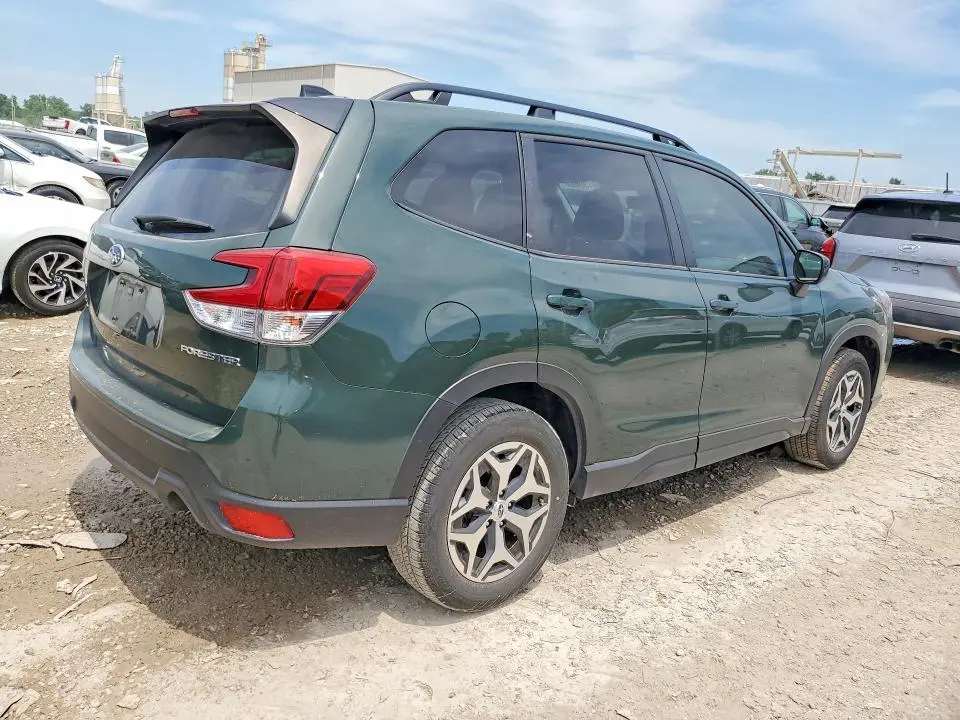 2024 SUBARU FORESTER PREMIUM  