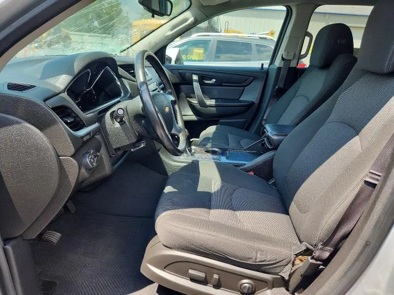 2015 CHEVROLET TRAVERSE LT  