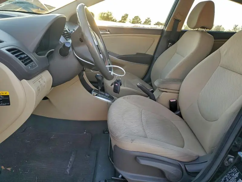 2013 HYUNDAI ACCENT GLS  