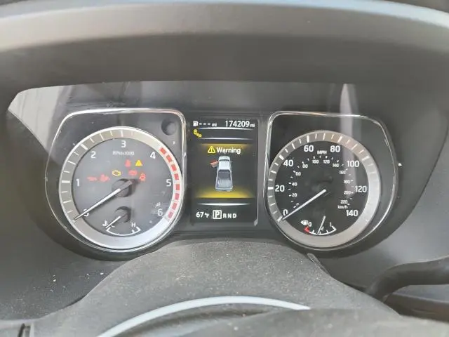2016 NISSAN TITAN XD SL  