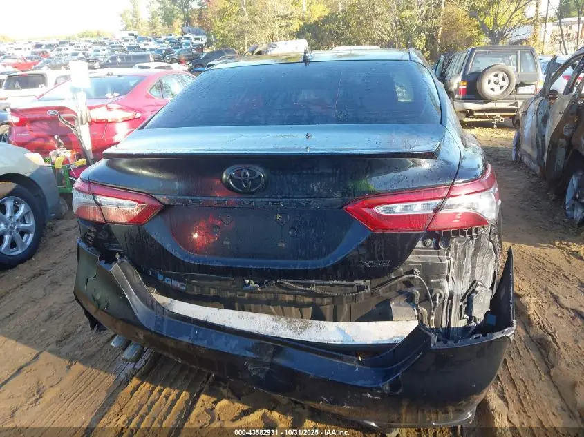 2019 TOYOTA CAMRY XSE