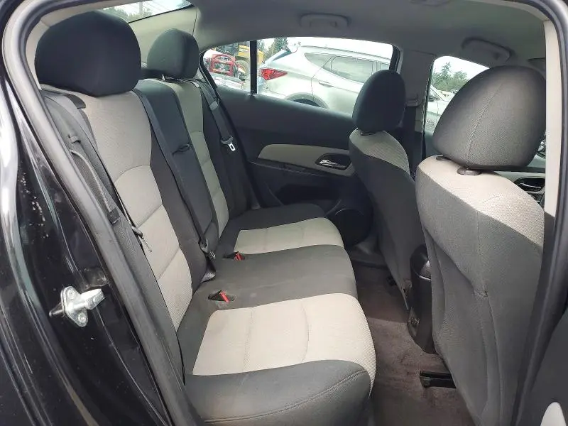 2012 CHEVROLET CRUZE LS  