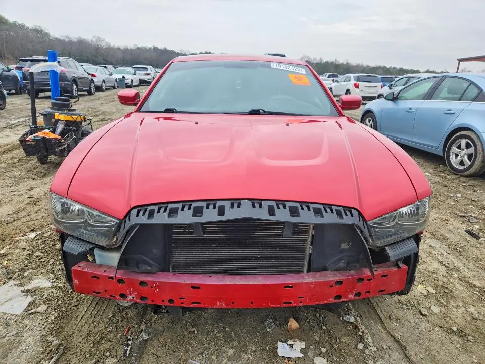 2012 DODGE CHARGER SE  