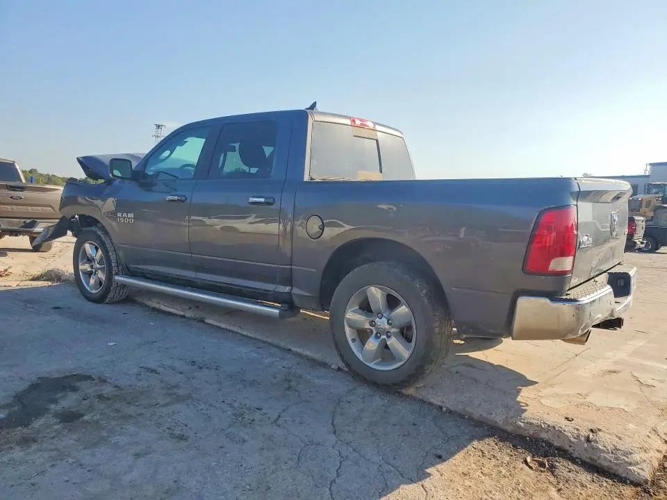 2018 RAM 1500 SLT  