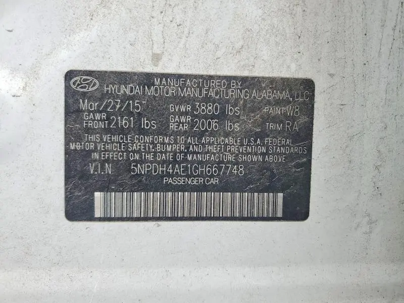 2016 HYUNDAI ELANTRA SE  