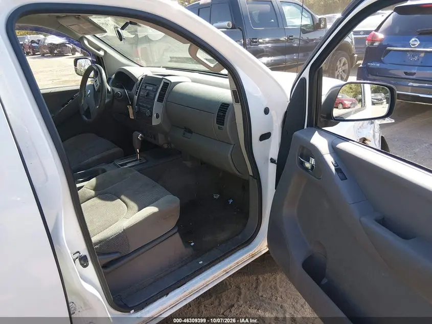 2012 NISSAN FRONTIER SV