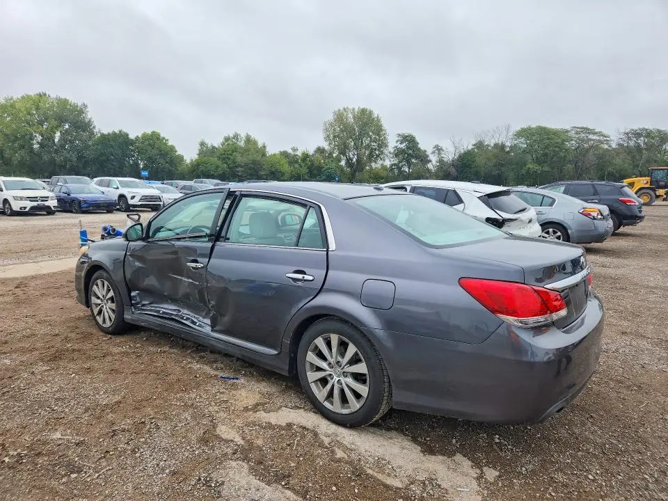 2011 TOYOTA AVALON LIMITED  