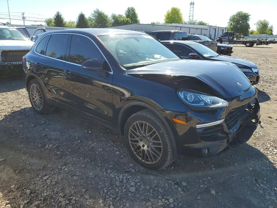 2018 PORSCHE CAYENNE   