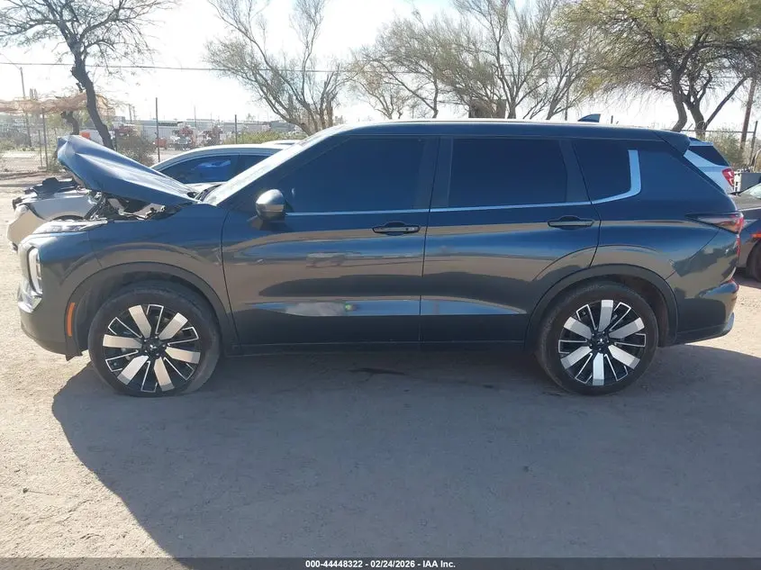 2025 MITSUBISHI OUTLANDER SE 2.5 2WD