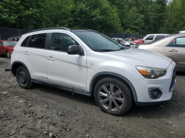 2013 MITSUBISHI OUTLANDER SPORT LE  