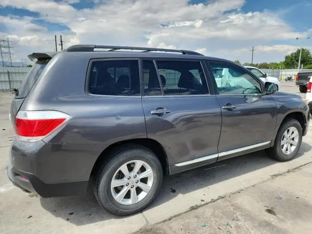 2011 TOYOTA HIGHLANDER BASE  