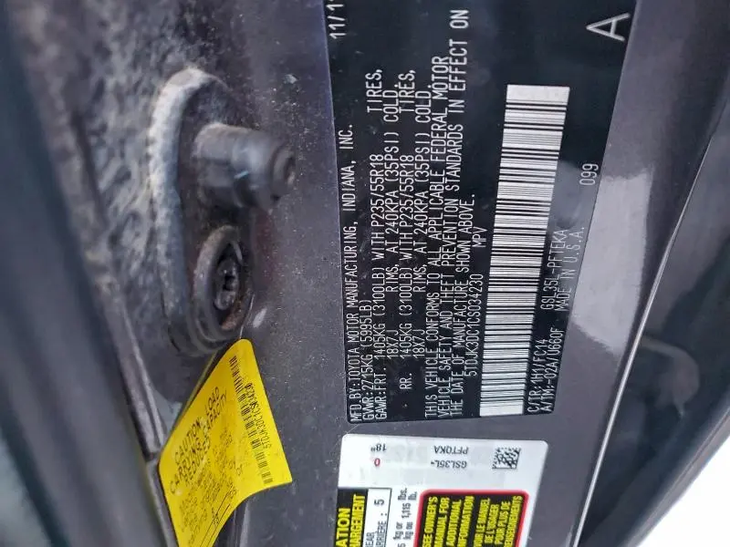 2012 TOYOTA SIENNA LE  