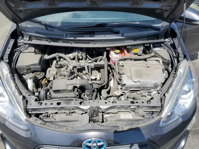 2017 TOYOTA PRIUS C   