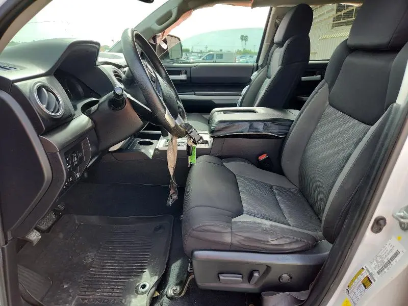 2021 TOYOTA TUNDRA CREWMAX SR5  