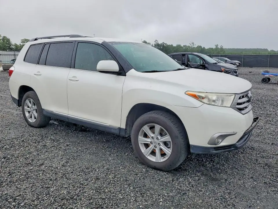 2013 TOYOTA HIGHLANDER   