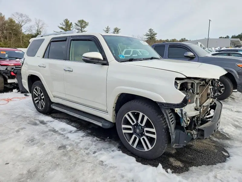2018 TOYOTA 4RUNNER SR5/SR5 PREMIUM  