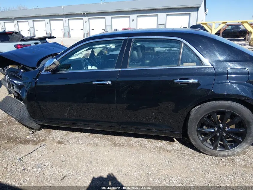 2016 CHRYSLER 300C AWD