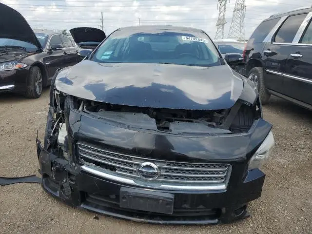 2010 NISSAN MAXIMA S  