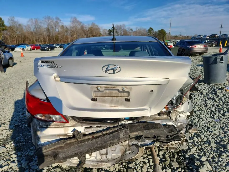 2016 HYUNDAI ACCENT SE  