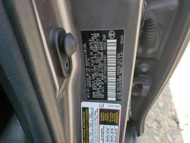 2016 TOYOTA CAMRY LE  