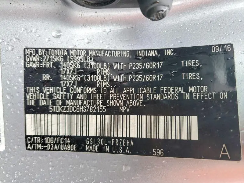 2017 TOYOTA SIENNA LE  