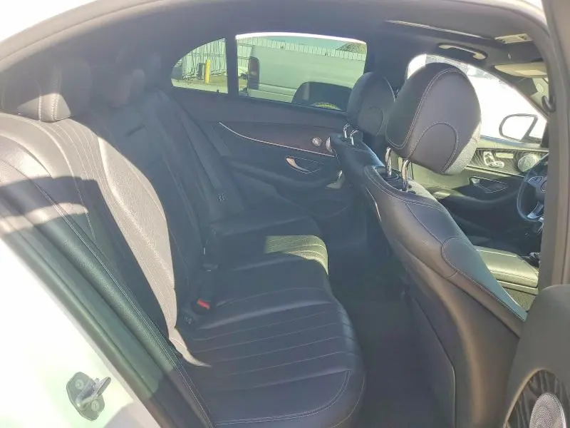 2018 MERCEDES-BENZ E 300  