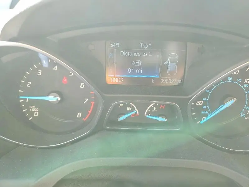 2015 FORD ESCAPE SE  