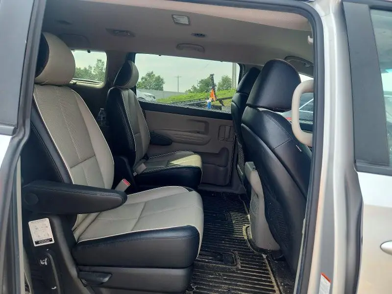 2021 KIA SEDONA EX  