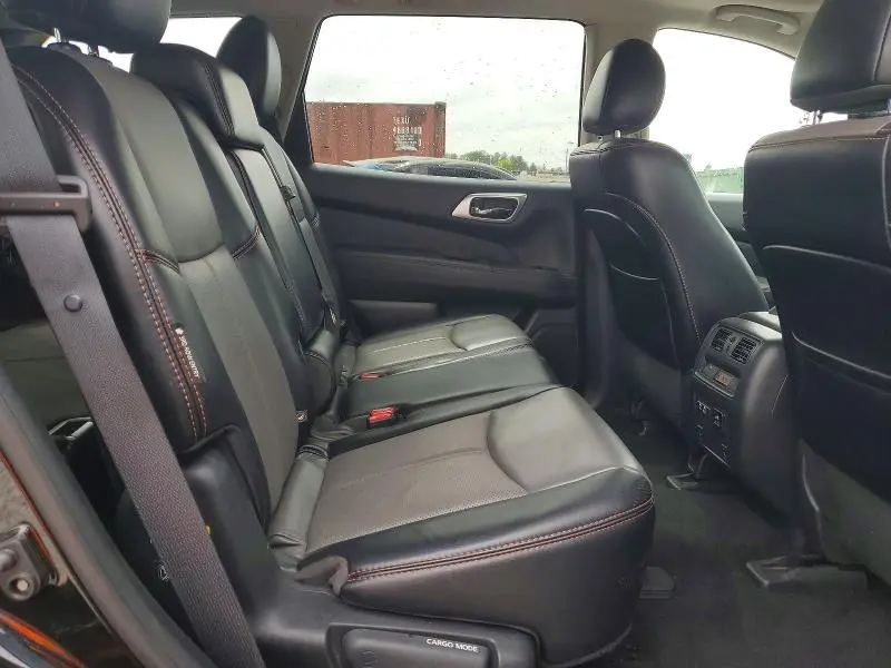 2020 NISSAN PATHFINDER SL  