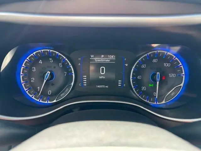 2020 CHRYSLER VOYAGER LXI  